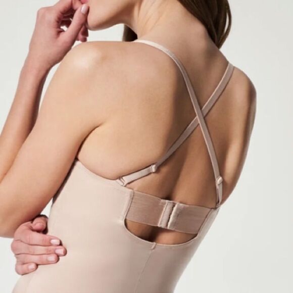 Spanx bodysuit Suit your Fancy - Picture 4 of 10